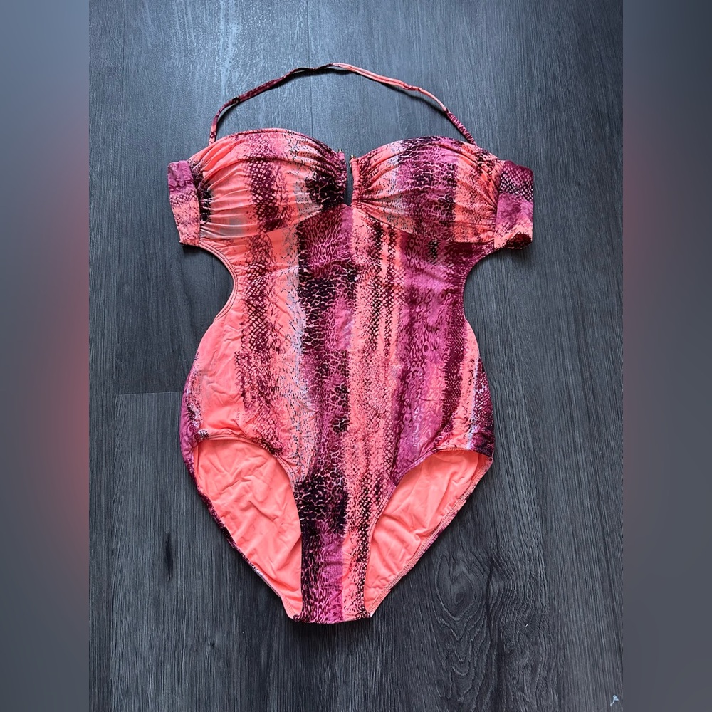Despi one piece Swimsuit\bathing suit